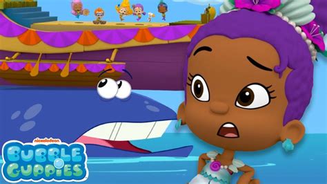 Zooli's Beach Party Gets DRENCHED by a Sea Creature! 🐳 | Bubble Guppies ...