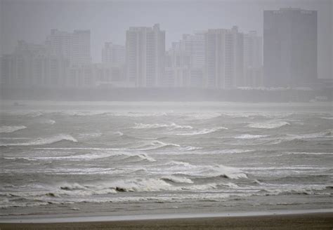 Typhoon Doksuri Hits China, Destroys Power Lines