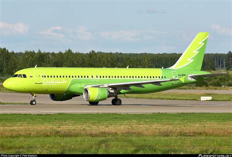VQ-BPN S7 - Siberia Airlines Airbus A320-214 Photo by Pete Kiselyov | ID 1097407 | Planespotters.net