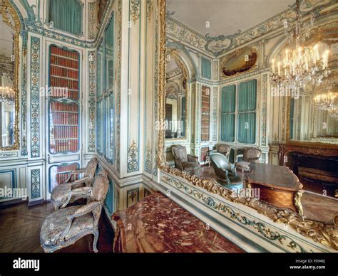 Interior of living room of Versailles at Versailles Palace, France ...