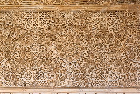 File:Detail arabesque Alhambra Granada Spain.jpg - Wikimedia Commons