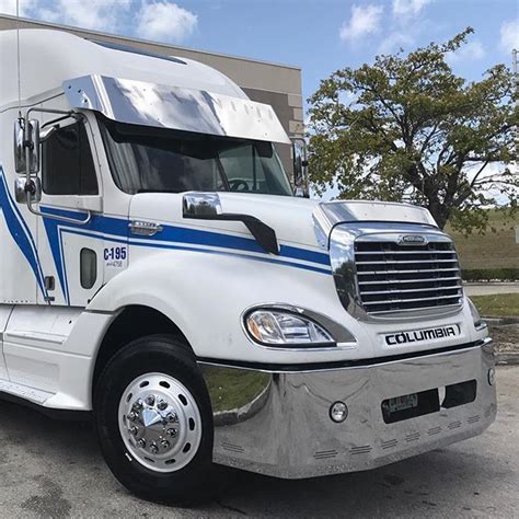 Miami Star Truck Parts on Instagram: “#Freightliner #COLUMBIA # ...