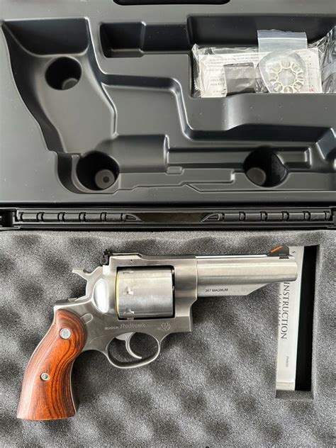 Ruger Redhawk 357 Mag Revolver: Powerful Performance and Reliability ...