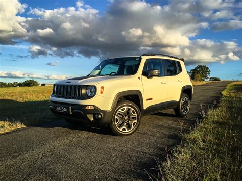 2016 Jeep Renegade Trailhawk Review - photos | CarAdvice