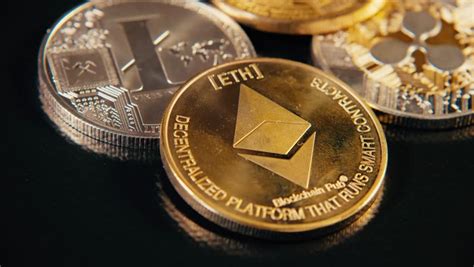 Bitcoin, Ethereum and world coin image - Free stock photo - Public Domain photo - CC0 Images