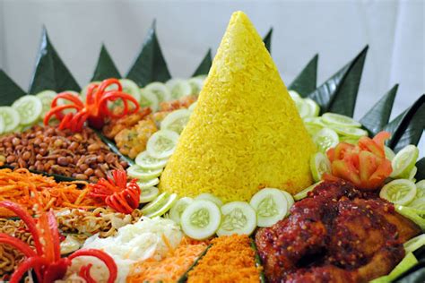 Nasi Tumpeng Jakarta Utara - ridhatillah.com