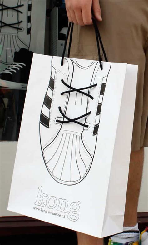 40 Creative Shopping Bag Designs - Hongkiat