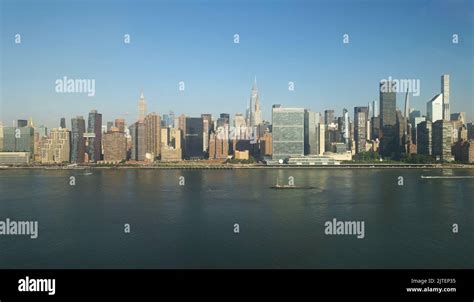 Manhattan skyline from Long Island, New York City, New York, USA Stock ...