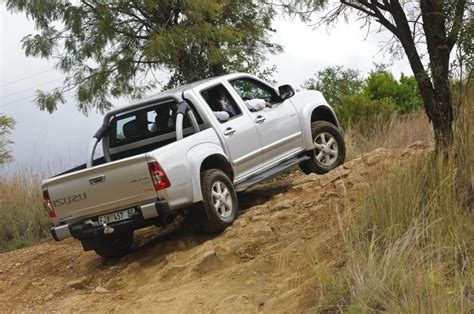 IN4RIDE: ISUZU BAKKIES PROVE METTLE AT 72 HOUR TEST