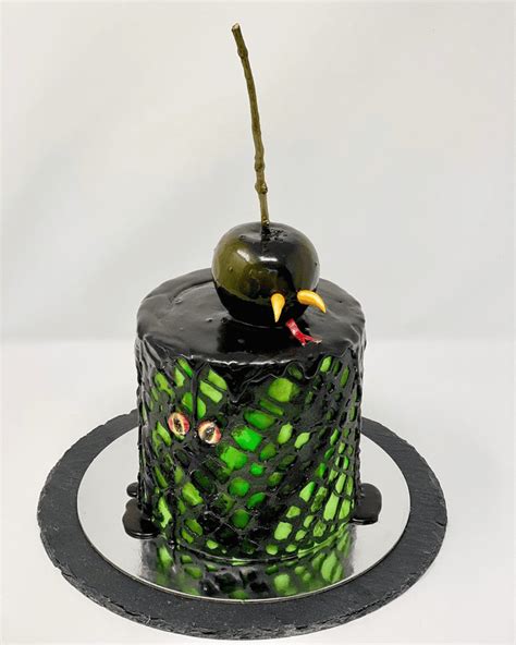 Snake Birthday Cake Ideas Images (Pictures)