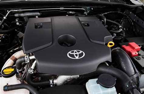 Toyota Fortuner gets detailed in Australian specs 2015 Toyota Fortuner engine - Paul Tan's ...