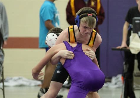 Photos of Middle School Wrestlers