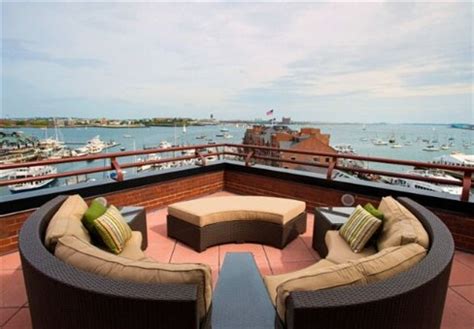 Boston Marriott Long Wharf Reviews & Prices | U.S. News