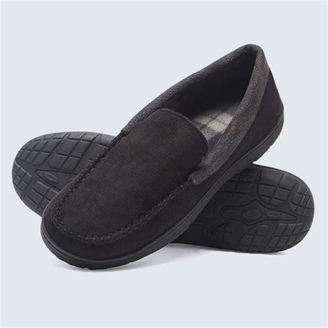 Best Men's Slippers 2021 | Comfy Men's Slippers for the House and More