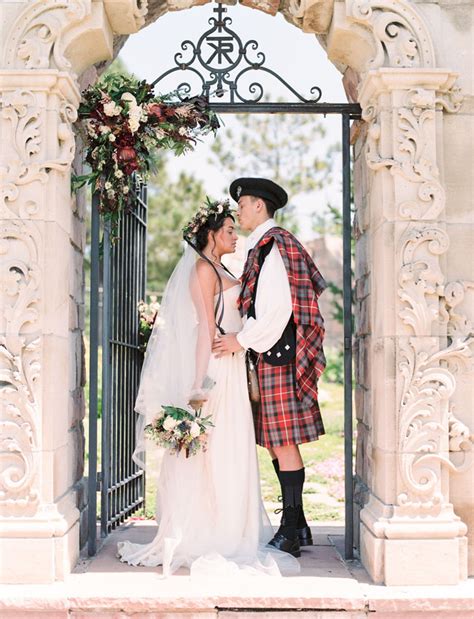 Romantic Scottish Wedding Inspiration from the "Outlander"