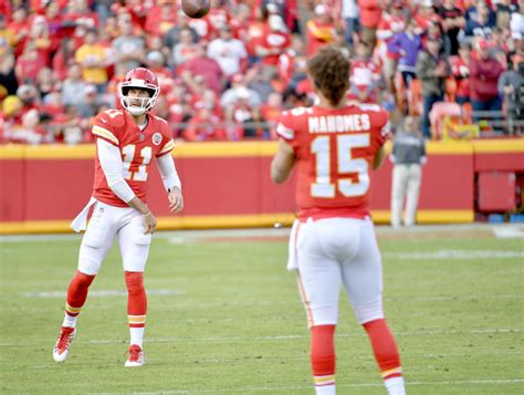 Alex Smith on the Chiefs 2017 season with rookie Mahomes and Andy Reid ...