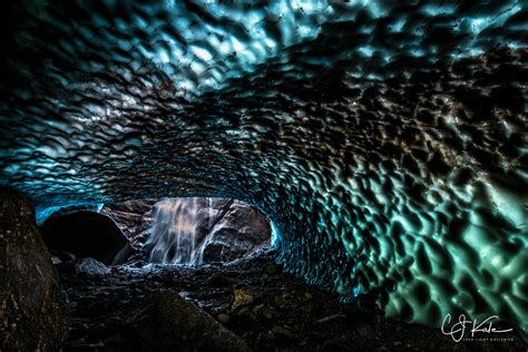 Ice Cave Explorers | Lava Light Galleries