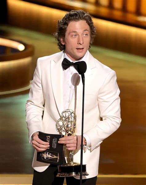 Jeremy Allen White Acceptance Speech 2024 - Hally Kessiah