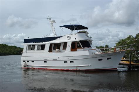 1988 Marine Trader Wide Body Power Boat For Sale - www.yachtworld.com