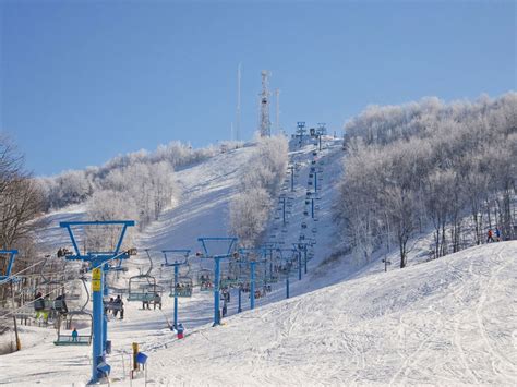 4 Best Ski Resorts in West Virginia, 2023/24