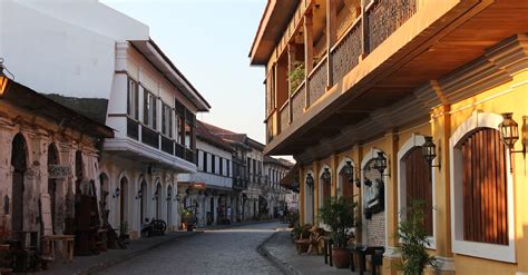 Beach hotels in Vigan City, Philippines