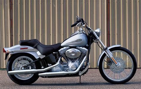 HARLEY-DAVIDSON Softail Standard (2004-2005) Specs, Performance ...