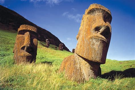 Easter Island (Rapa Nui) Short Break | Intrepid Travel US