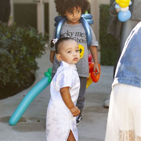 Strike a Pose from Chicago West's 1st Birthday Party | E! News