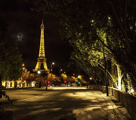 Fajarv: Paris At Night Recommendations