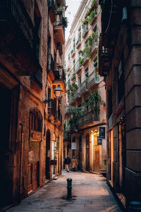 Barri Gotic : A Guide to Exploring Barcelona's Gothic Quarter