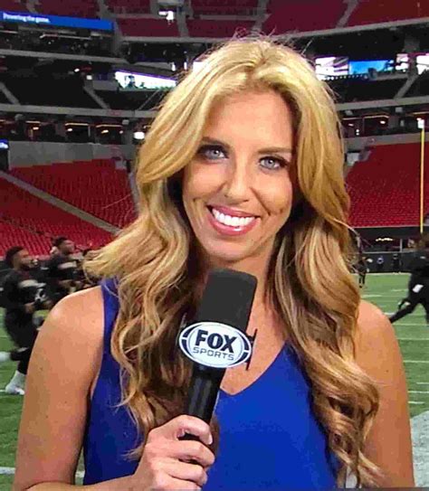 Ex-News 2 anchor Sara Walsh returns to air on NFL on Fox