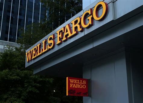 Wells Fargo HR department under fire over bank's compensation system: Report | Fox Business