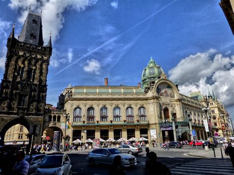 Photographs of Prague's Beautiful Municipal House | Tres Bohemes