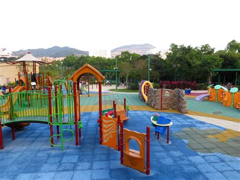 File:Jordan Valley Park, Children's Play Area (Hong Kong).jpg - Wikimedia Commons