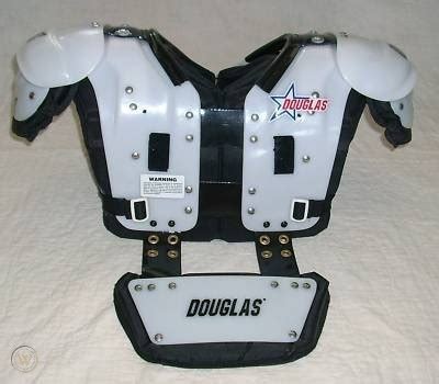 Douglas Youth Football Shoulder Pads & Back Plate XL | #118770437