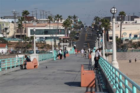 Manhattan Beach Pier, Manhattan Beach, CA - California Beaches