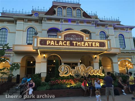 Palace Theater at Dollywood | Theme Park Archive