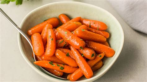 Cracker Barrel Scrumptious Baby Carrots Recipe - TheFoodXP