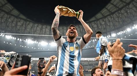 Lionel Messi World Cup Instagram post is most-liked ever - BBC News