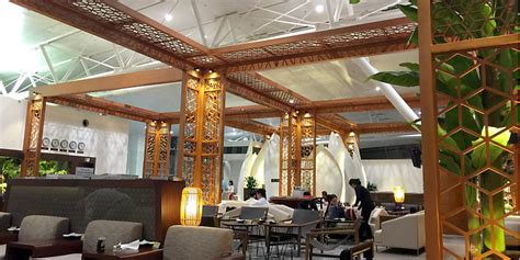 HAN: Vietnam Airlines Business Class Lounge Avis & photos - Terminal des vols internationaux ...