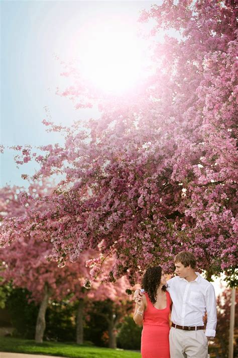 Pretty Spring Engagement Session - Belle The Magazine