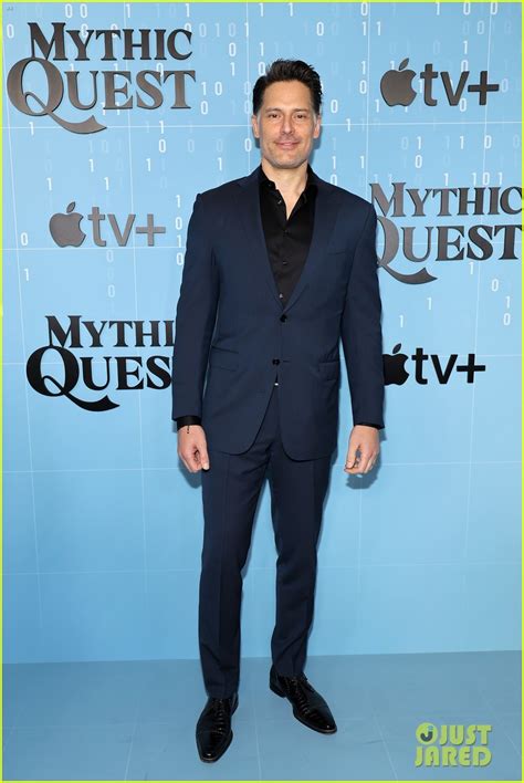 Joe Manganiello & Rob McElhenney Bring Their Famous Wives To 'Mythic ...