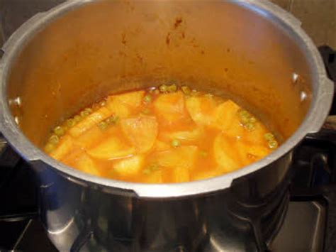 Shalgam (Turnip) Curry