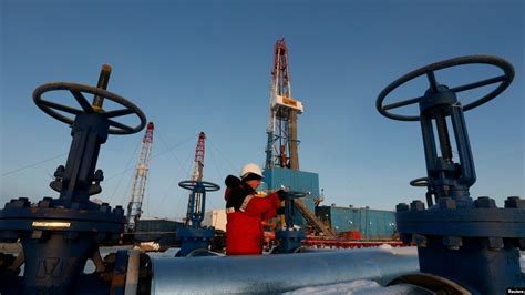 Russian Oil Production Hits New Record Despite Talk Of Cuts