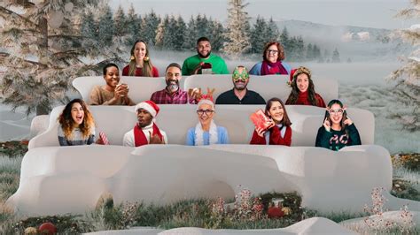 Tech-Tethered Holidays: The Tech-Infused Guide to Holiday Togetherness