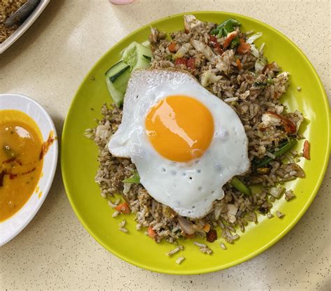 Nasi goreng kampung mamak, Telur goyang : r/malaysia