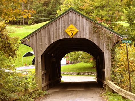 Covered bridge in Stowe, VT | Been There, Saw it, Loved It | Pinterest