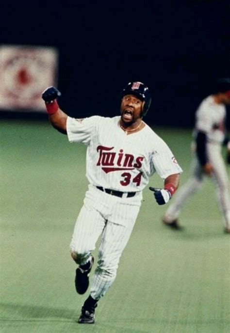 Kirby Puckett Rounding The Bases In His Game Wining Home Run In Game 6 Of The 1991 World Series ...