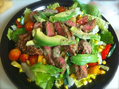 Best Grilled Steak Salad! | myediblelife.blogspot.com | Grilled steak salad, Steak salad ...