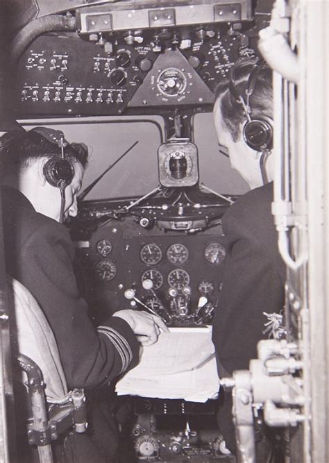 1946 DC-3 flight crew and cockpit. | Douglas aircraft, Aviation, Cockpit